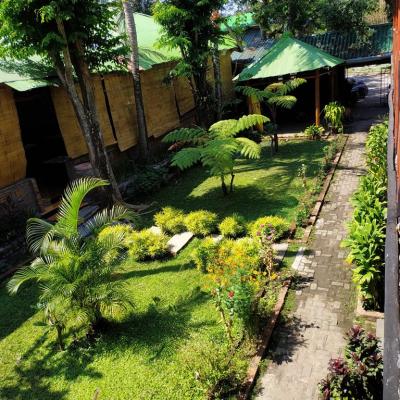 Home Stay /  Gasebo